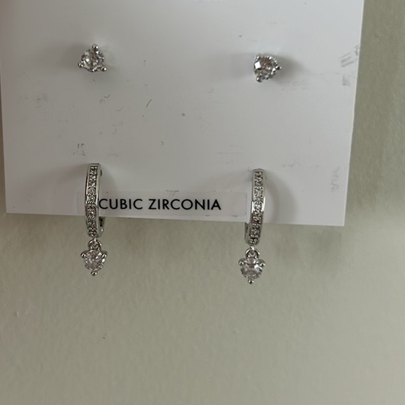 Kate Spade Earring Set - Picture 3 of 7